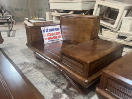 tay ghế tích hợp ngăn kéo