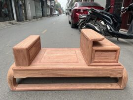 đôn ngồi phụ rộng rãi