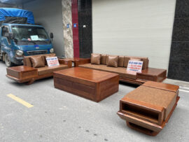 sofa chân vòm chéo gỗ sồi Nga hiện đại