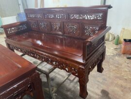 Sau khi được phủ PU, đoản trông bắt mắt hơn hẳn.