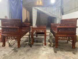 Bộ bàn ghế sau khi được sơn PU cực đẹp.